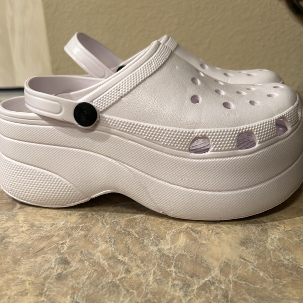 White high top Clogs - Picture 2 of 2